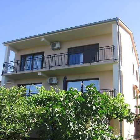 Apartman Valentic Apartamento Jadranovo Exterior foto